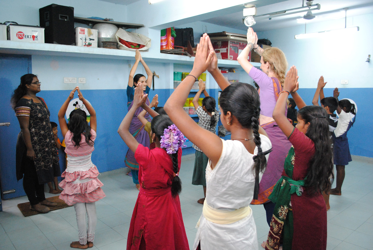 2012 - Bharatha natyam class (7)